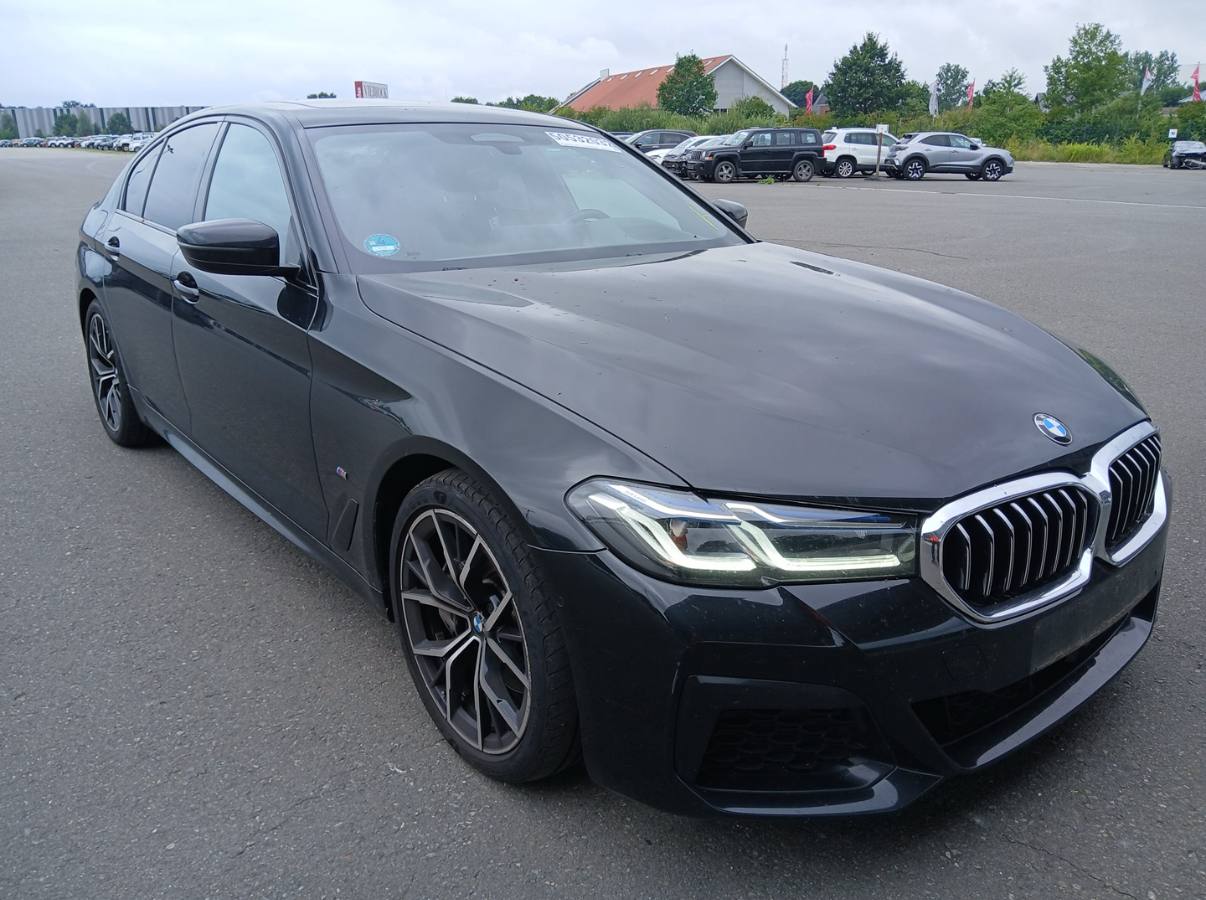 21 000 €
BMW 5 Series 2017
Пробег 102 тыс. км
Двигатель 2 л -Дизель  190 л.с 
Коробка передач Типтроник