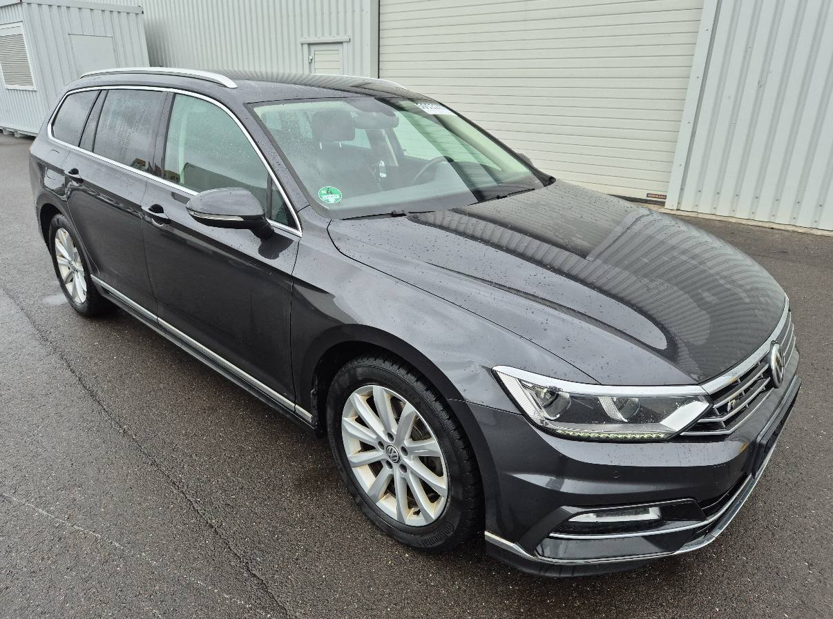 15 000 € 
Volkswagen Passat 2018
Пробег 102 тыс. км
Двигатель 2 л, Бензин, 200 л.с.
Коробка передач Автомат